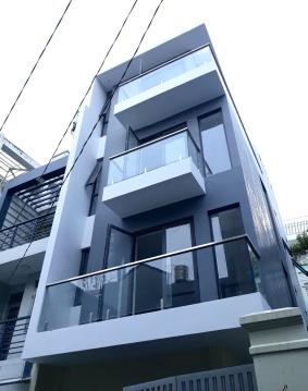 Đức Phương Ph&aacute;t