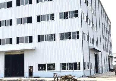 Lắp đặt nh&ocirc;m k&iacute;nh